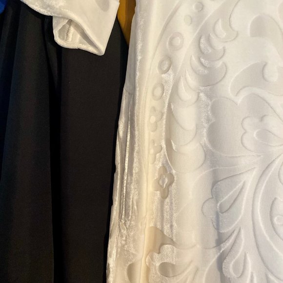 Needle & Thread Velvet Devore Wedding Dress - Picture 7 of 9